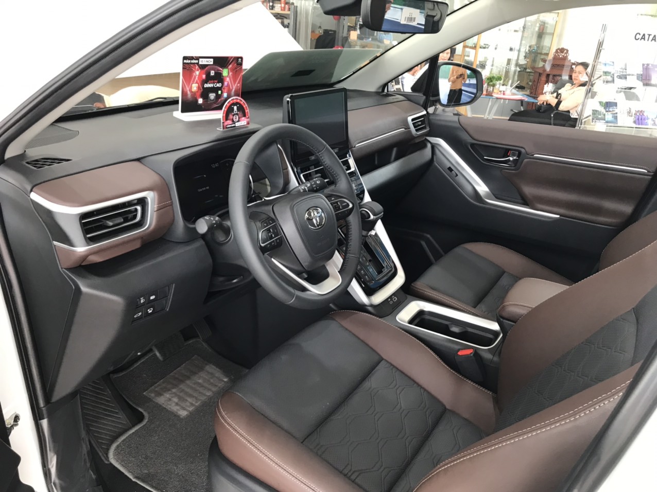 Nội thất xe 7 chỗ